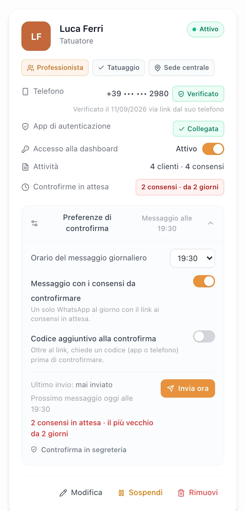 Scheda di un professionista con le preferenze di controfirma aperte: orario del messaggio, codice aggiuntivo, Invia ora